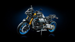 Lego yamaha MT-10 SP ( 42159 ) - Img 11