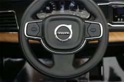 Volvo XC90 Licencirani auto na akumulator za decu sa kožnim sedištem i mekim gumama - Crni - Img 3