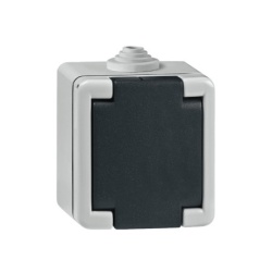 Aling Conel Dvopolna utičnica ( ALC2711.1A )