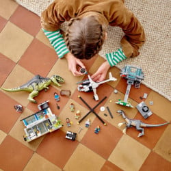 Lego Napad giganotosaurusa i terizinosaurusa ( 76949 ) - Img 9