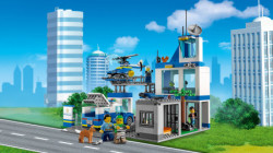 Lego Policijska stanica ( 60316 ) - Img 13