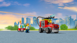 Lego Vatrogasna stanica i vatrogasno vozilo ( 60375 ) - Img 15