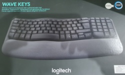 Logitech wave bluetooth ergonomic keyboard ( 920-012304 ) -1