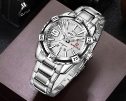 Naviforce 9117M Silver muški sat sa metalnom narukvicom