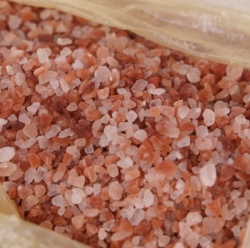 Nero Himalajska so granulacije 2-5 mm za saune i slane sobe – 20 kg ( 14800 )