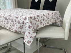 Stolnjak 150x150cm Dezen Tiny flowers ( VLK000139-tinyflowers )