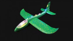 Comic and Online Games Toy plane 48cm Green with light ( 036584 ) - Img 2