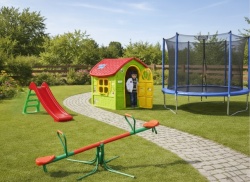 Dečiji komplet za dvorište ( SET 8 ) Kućica + Tobogan + Klackalica + Trambolina
