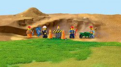 Lego Građevinski kamioni i kran sa kuglom ( 60391 ) - Img 12