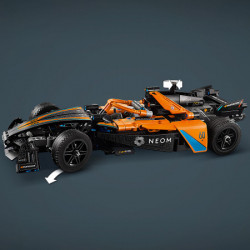 Lego neom McLaren Formula E trkački automobil ( 42169 ) - Img 6