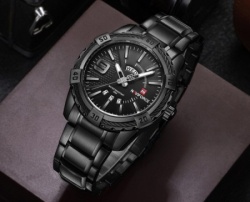Naviforce 9117M Black muški sat sa metalnom narukvicom