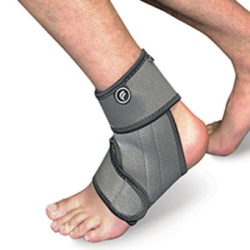 Neoprene steznik za stopalo sa magnetima INT-045