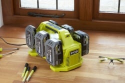 Ryobi Punjač baterija 4A sa 6 portova (ulaza), 18V ONE+™   ( RC18640 )-3