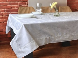 Stolnjak Nisan Bela boja 160x220cm ( VLK000490-nisanabelaboja )