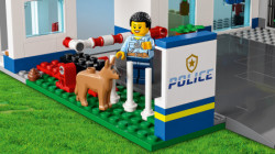 Lego Policijska stanica ( 60316 ) - Img 15