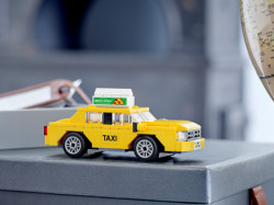 Lego Žuti taksi ( 40468 ) - Img 4