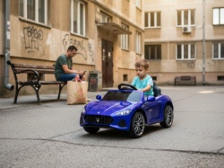 Maserati Gran Cabrio - Plava