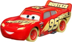 Mattel cars glow mcqueen ( 158522 )