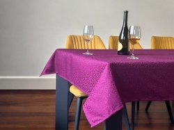 Stolnjak Viktorija 140x220cm Bordo boja ( VLK000342-Bordoboja )