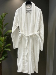 Bade mantil Pliš XXXL - veličina D2 Model Bela boja linije ( VLK000313-plis d2 belabojalinije3XL )