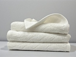 Peskir 70×140 cm – 100% Pamuk sa Žakard Motivom od Indijskog Pamuka White ( VLK000658-white )