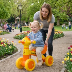 Dečija guralica „Cute Duck“ sa muzikom i svetlom – Žuta