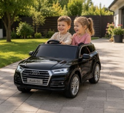 Dečiji auto na akumulator Audi Q5 4x4 Dvosed Licencirani – Crni