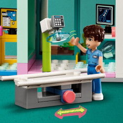 Lego Bolnica Medenog Grada ( 42621 ) - Img 8