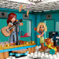 Lego Mesna zajednica Medenog Grada ( 41748 ) - Img 4