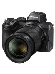 Nikon Z5 + 24-70 f/4 S fotoaparat