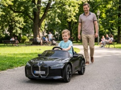 ThemaSport auto na baterije bmw i4 licencirani crni ( ts-016-2dr-cr )