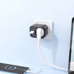 Univerzalni brzi punjač 1xUSB-A+2xUSB-C+šuko utič.   ( UC142EU )-2