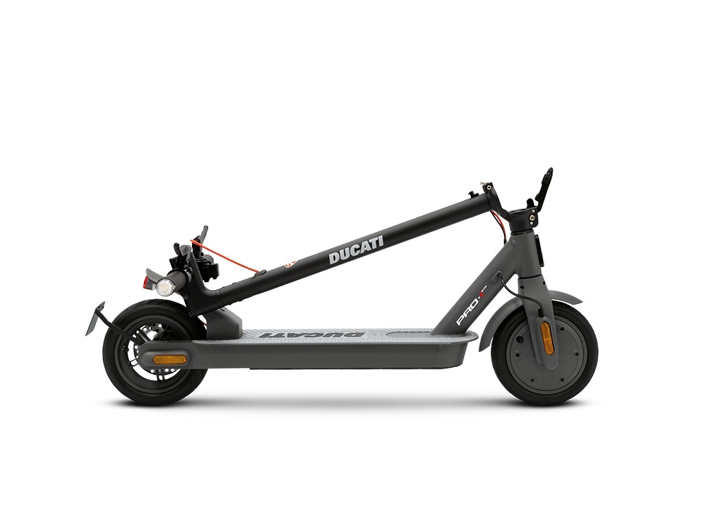 Trotineta electrica Ducati Pro-I Evo semnalizariMotor 350W, viteza max. 25 Km/h, autonomie 25Km - 2 | YEO