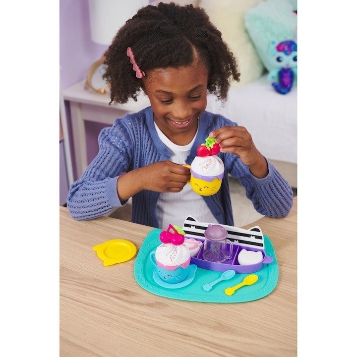 Set de joaca Gabby\'s Dollhouse - Set pentru ceai si desert - 3 | YEO