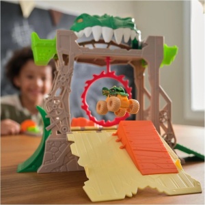Set de joacă Monster Jam 1:87 Dragon Dungeon of Doom Playset, Mini Jams - Img 6