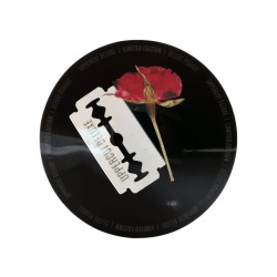 Pomada lucioasa Uppercut Deluxe Resin & Rose 100 gr