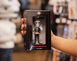 Suavecito mascota bobble head Calaca - Img 2