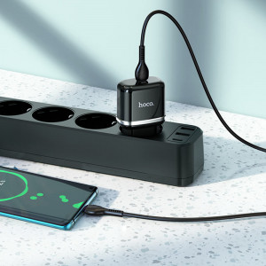 Incarcator Priza Type-C, QC 3.0, 20W, 3A + Cablu Lightning 1m - Hoco Victorious (N24) - Black - Img 3