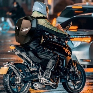 Rucsac Moto Inteligent cu LED si Ecran Programabil 20L - Impermeabil cu Control prin App - Img 4