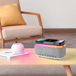 Ceas Digital Decorativ Multifunctional cu Boxa Bluetooth, Incarcare Wireless, Electronic Alarma, RGB Lumina Nocturna, 13 Culori Reglabile, 1200 mAh - Ideal pentru Dormitor, Living, Bedside, Camping - Img 6