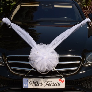 Decor masina pentru nunta cu pampon din tulle cu perle - Alb