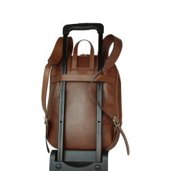 Zaino per laptop in vitello morbido con fascia per trolley-Castagna - Img 4