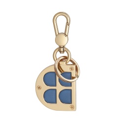 DUDU Portachiavi in Metallo a Forma di D con Inserti in Vera Pelle, Portachiavi Dorato con Moschettone e Anello, Portachiavi per Auto Casa Ufficio - Img 2