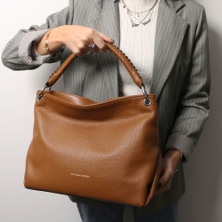 TL Bag - Borsa a spalla in pelle morbida - Img 8