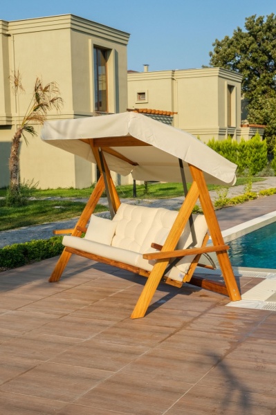 Градински люлеещ се стол с 3 места Lyon 2400 Бежов 236x190x175 см