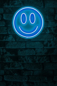 Светеща LED декорация за стена Smiley Синя 27 см - Img 3