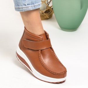 Ghete Piele Naturala Imblanite Talpa Ortopedica Camel A386