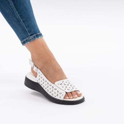 Pantofi Tip Sandale Piele Naturala Talpa Comoda T-8027 Alb