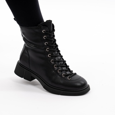 Ghete Piele Naturala Imblanite Talpa Bocanci Negre 160-1