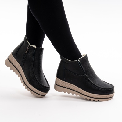 Ghete Piele Naturala Imblanite Talpa Striată Negre MM219B